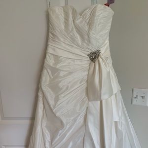 Wedding Gown - Sister owned a Bridal Boutique now retired and closed business.